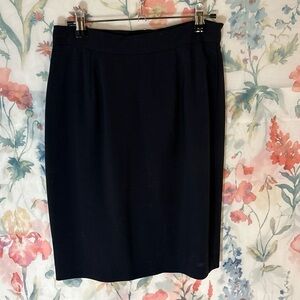 Vintage Classic Black Pencil Skirt - Women